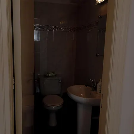 Eat Well Sleep Well * Larnaca